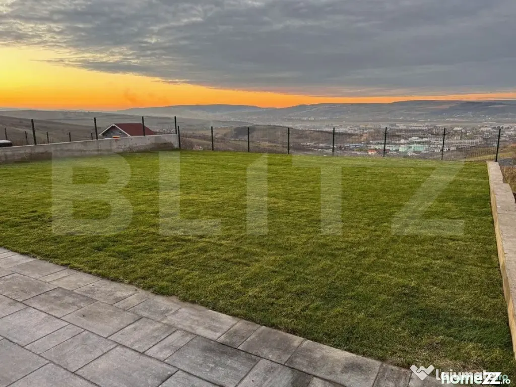 Casă individuală cu priveliște de excepție, zona Cloșca