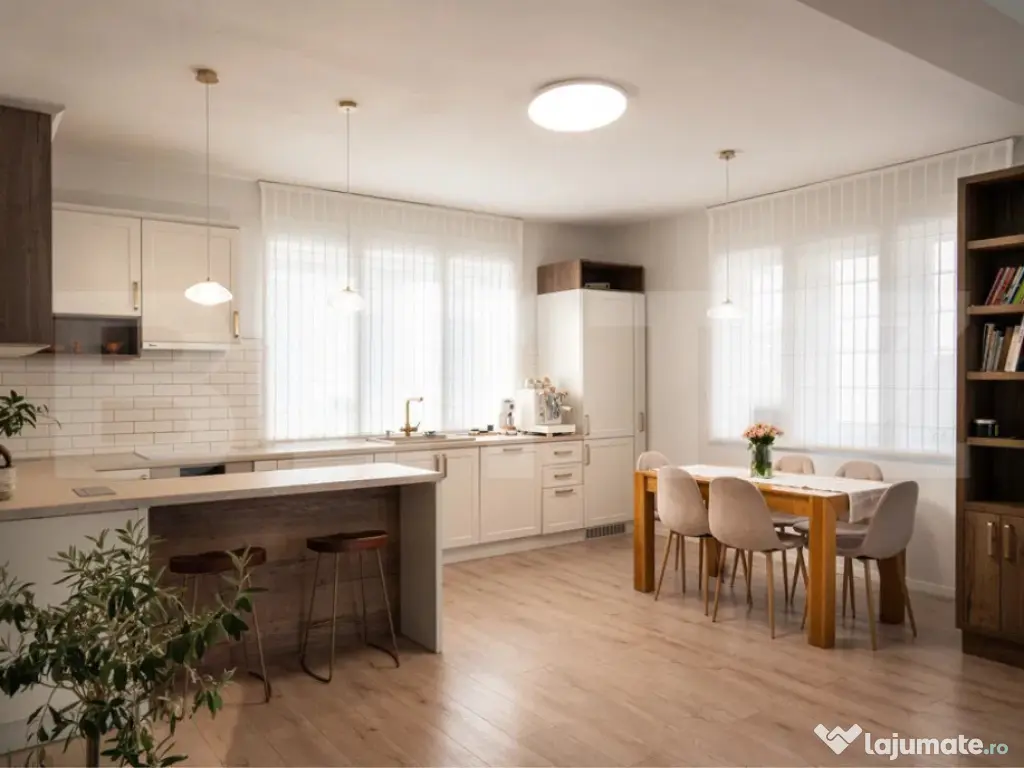 Casă individuală cu priveliște de excepție, zona Cloșca