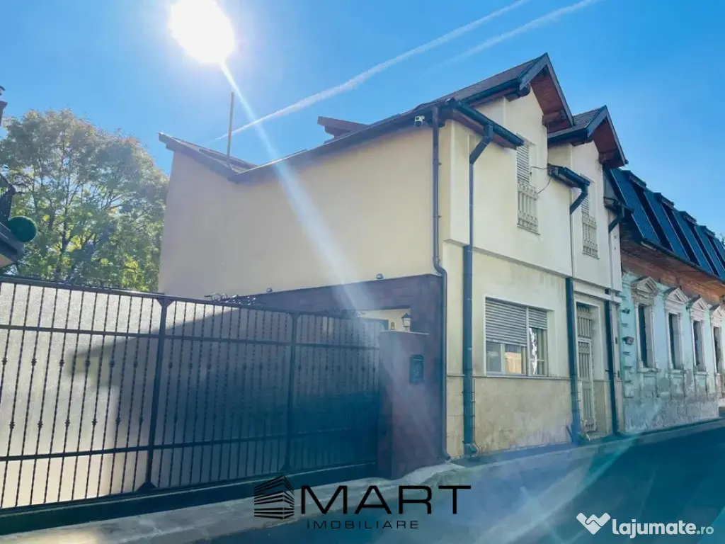 Casă spațioasă în centrul Brașovului 
