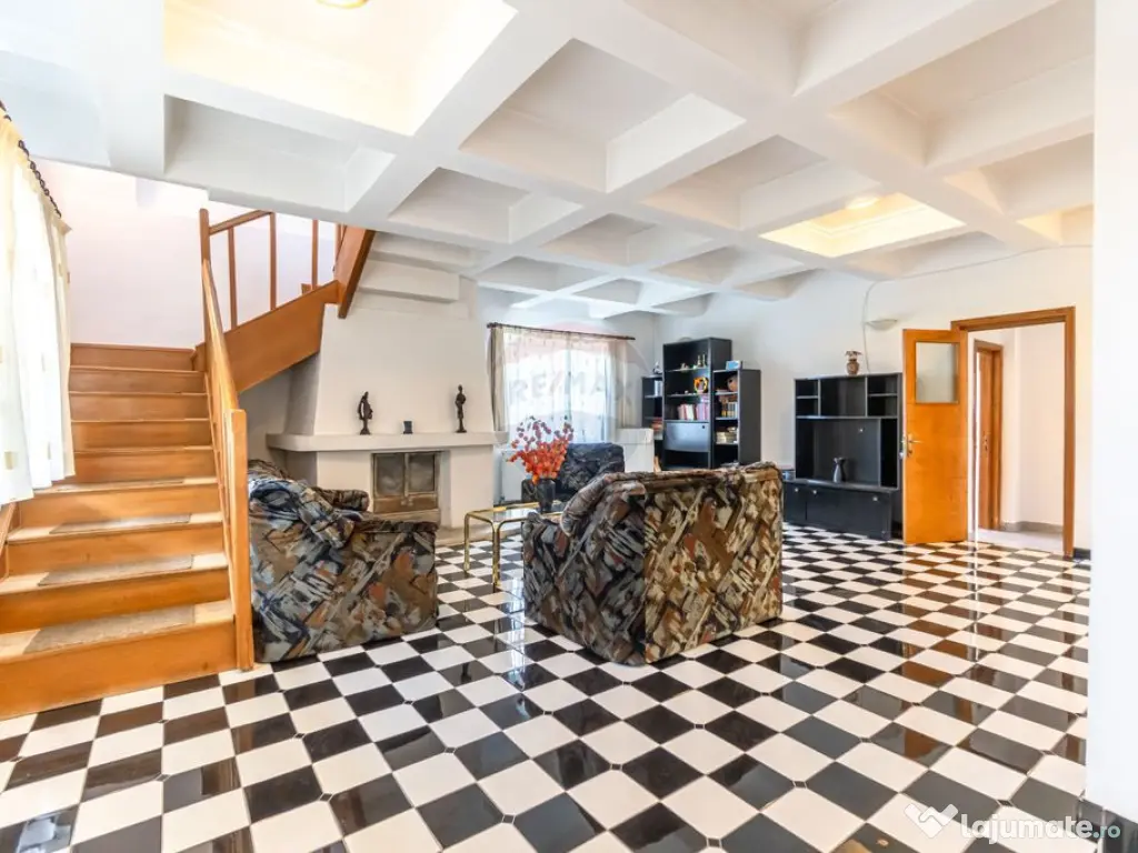 Poiana Mărului | 7 camere | Perfectă pentru pensiune / ... 