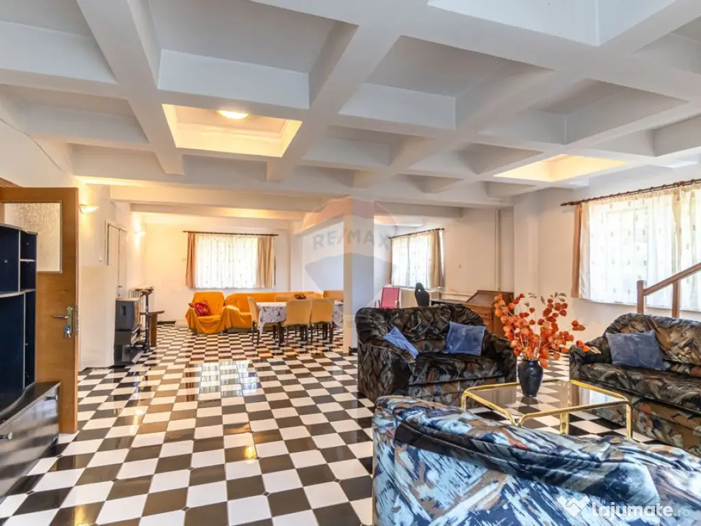 Poiana Mărului | 7 camere | Perfectă pentru pensiune / ... 