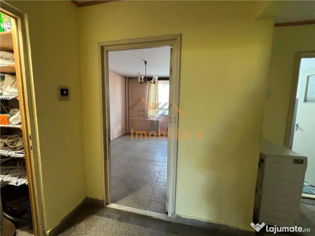 APARTAMENT 3 CAMERE | ETAJ INTERMEDIAR | ZONA ROGERIUS | ORA 