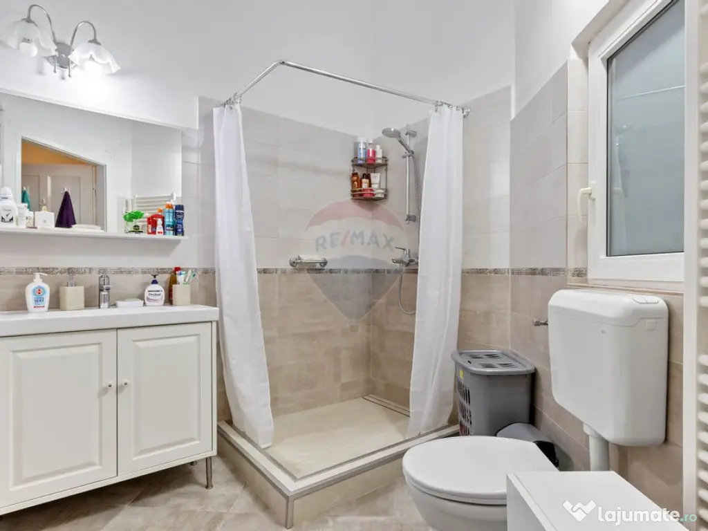 Apartament cu 2 camere la comun de vânzare Ultracentral