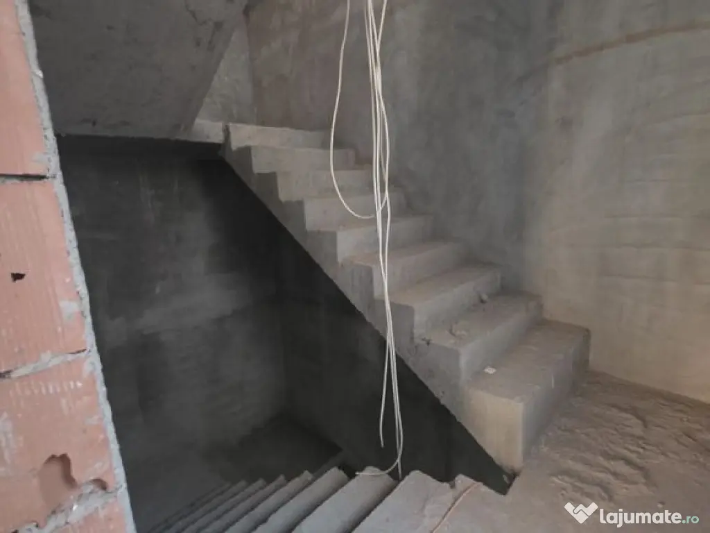 Zona Foisorul de foc imobil P+E1+E2+E3 550 mp ideal clini... 