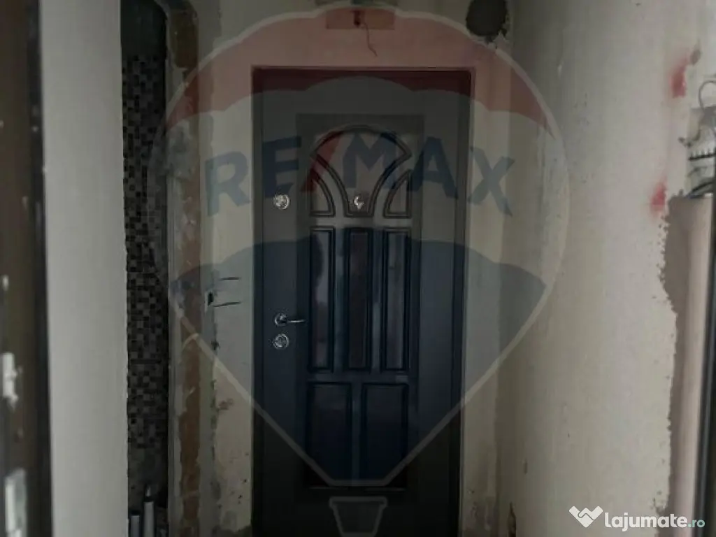 Apartament cu 2 camere de vânzare Savinesti 