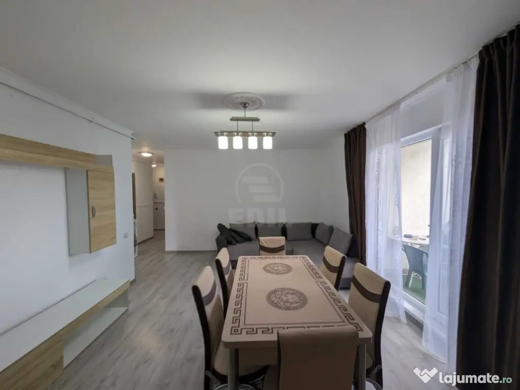 Apartament cu 3 camere, zona Terra