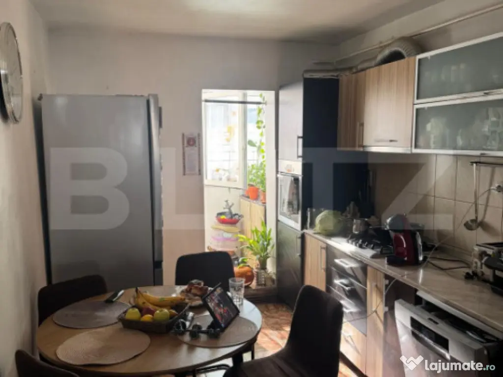 Apartament 3 camere, 72 mp, zona Dacia