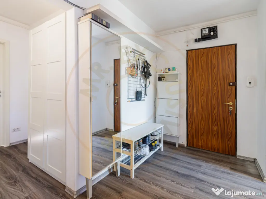 Apartament decomandat si luminos | Metrou 1 Decembrie 