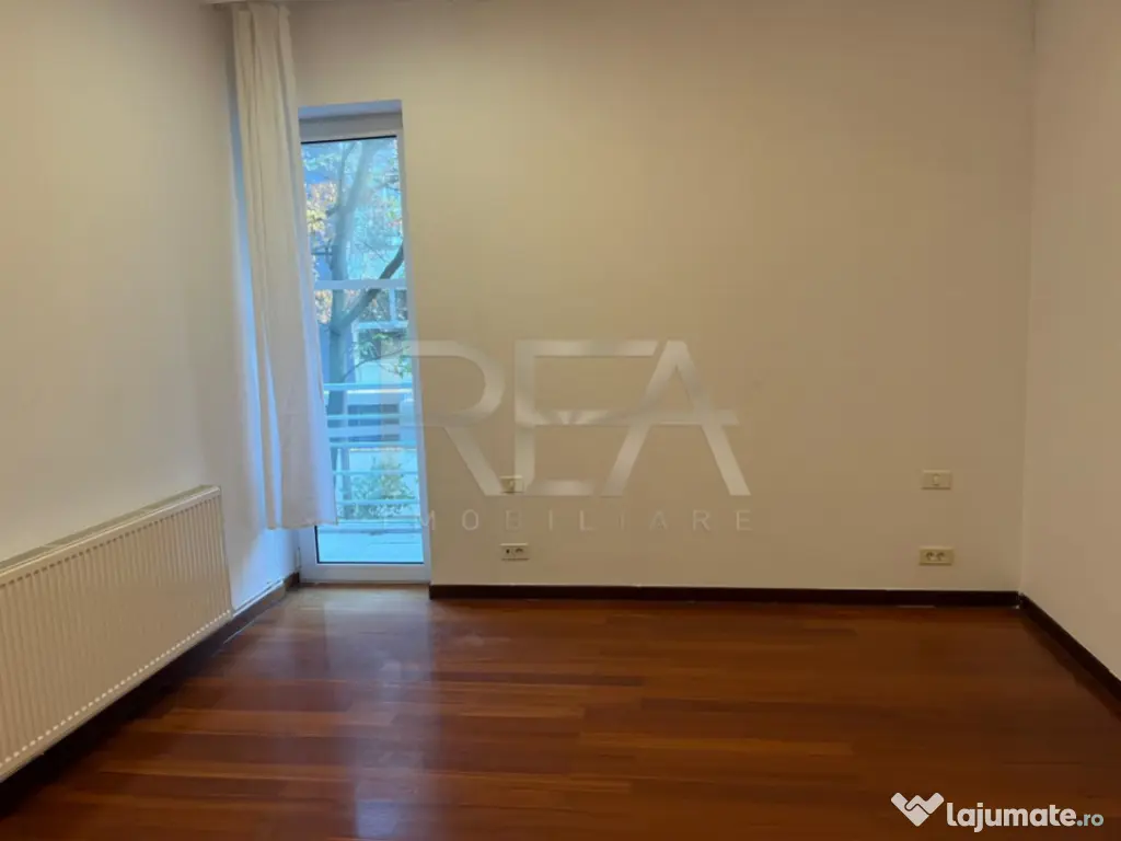 Apartament 4 camere Resedinta 