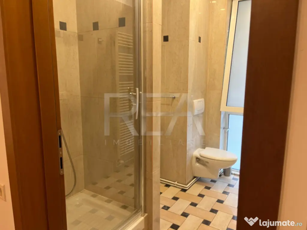 Apartament 4 camere Resedinta 