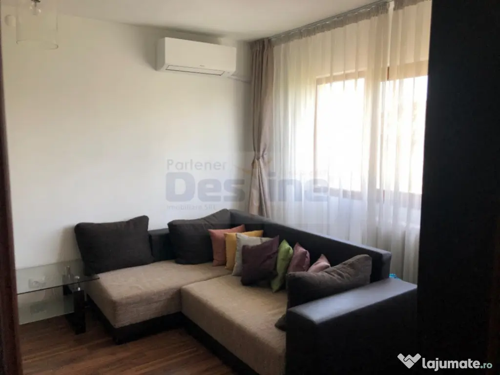 Apartament 2 camere, Semidecomandat, 55 mp, Etaj 3, Podu Ros