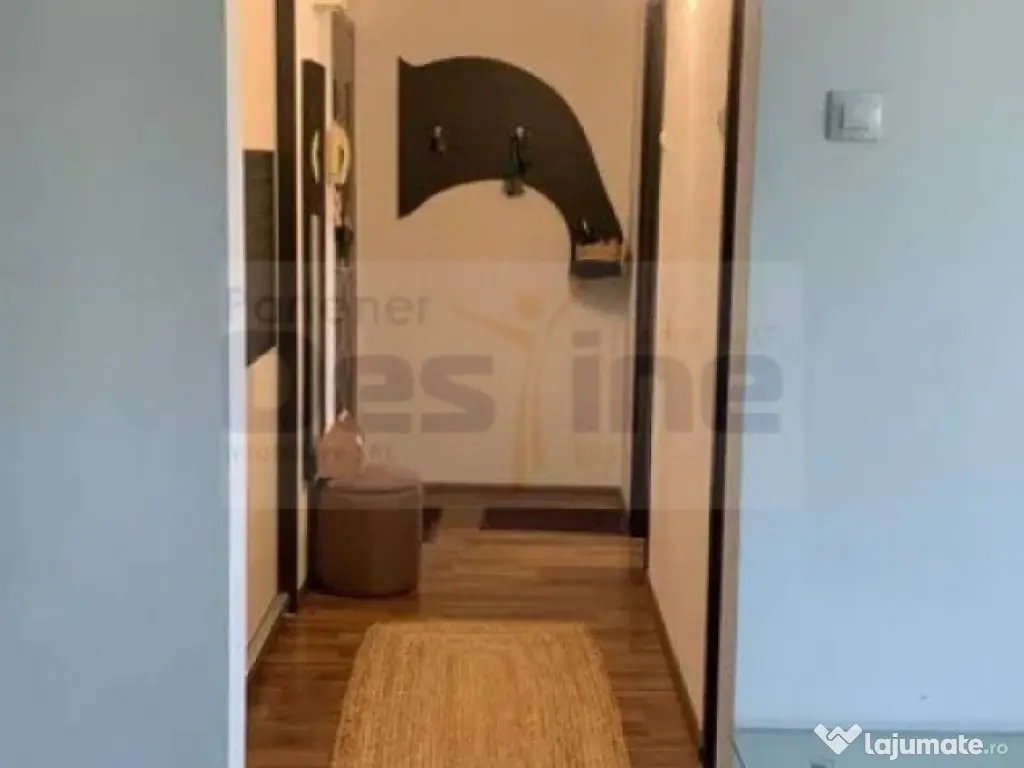 Apartament 2 camere, Semidecomandat, 55 mp, Etaj 3, Podu Ros