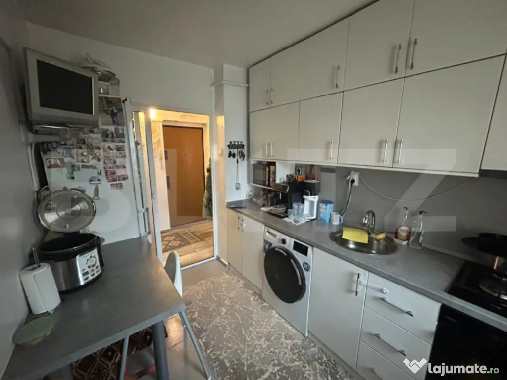 Apartament 3 camere, 60 mp, zona Mircea cel Bătrân