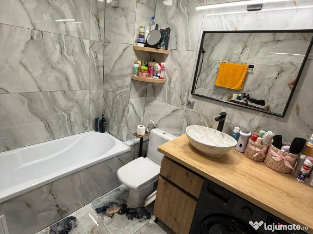 Apartament de vânzare – 3 camere, decomandat, Florești, zona Cetății! 