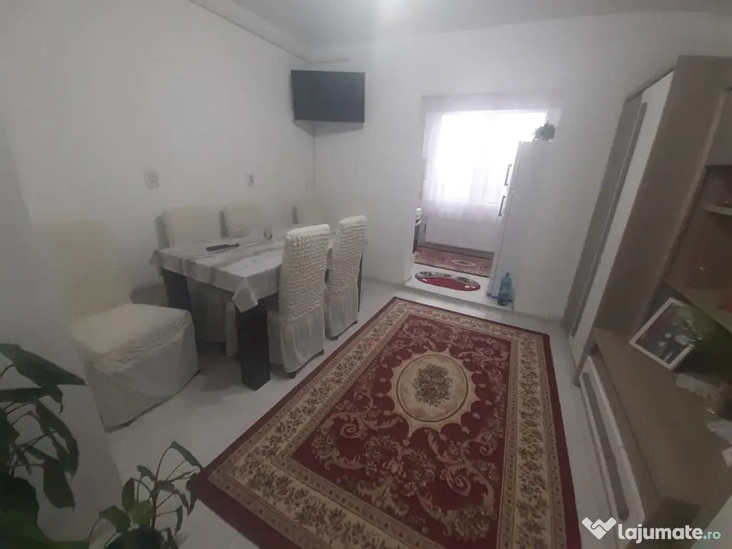 Bd-dul Regele Fedinand, 2 camere, etaj 3 