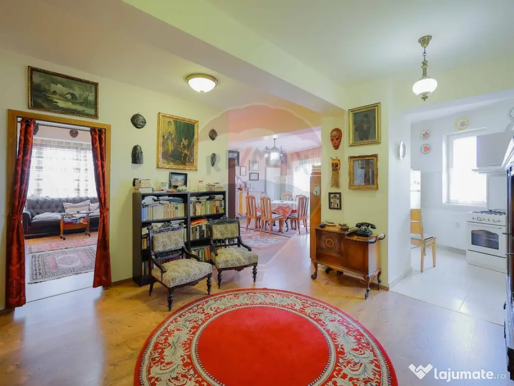 Apartament 3 camere, 2 băi, 91 mpu, lift, terasă mare, ... 