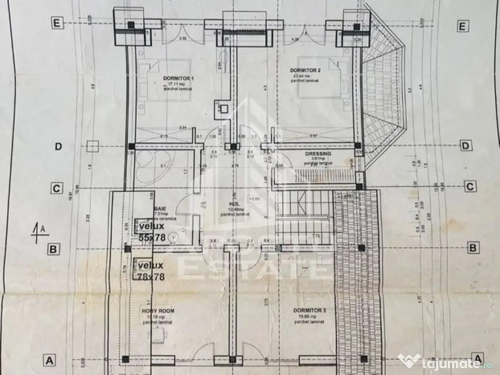 Casa individuala cu 8 camere si terase, teren generos, CO... 