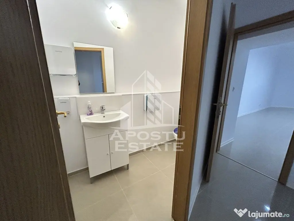 Spațiu comercial 138 mp, clinică medicală amenajată, ... 