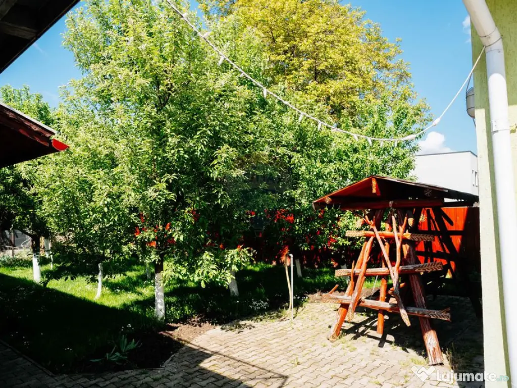 Casă de vanzare in Radauti str Iraclie Porumbescu 