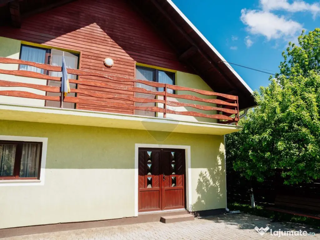 Casă de vanzare in Radauti str Iraclie Porumbescu 