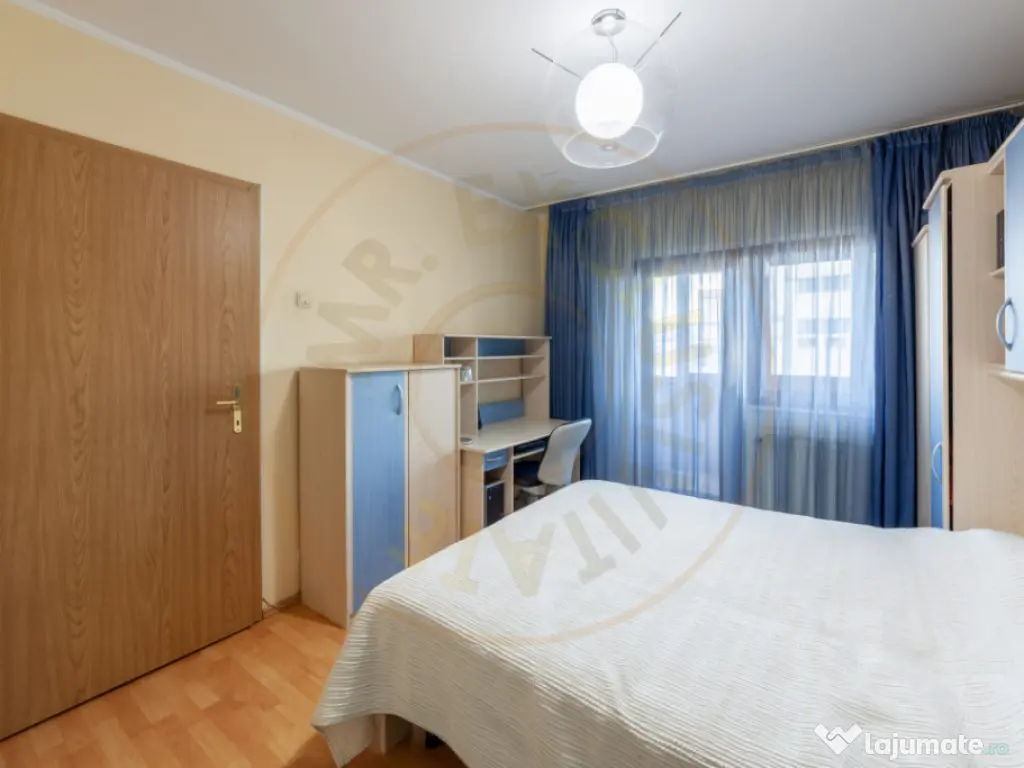 Apartament ultracentral 3 camere IC Bratianu Pitesti