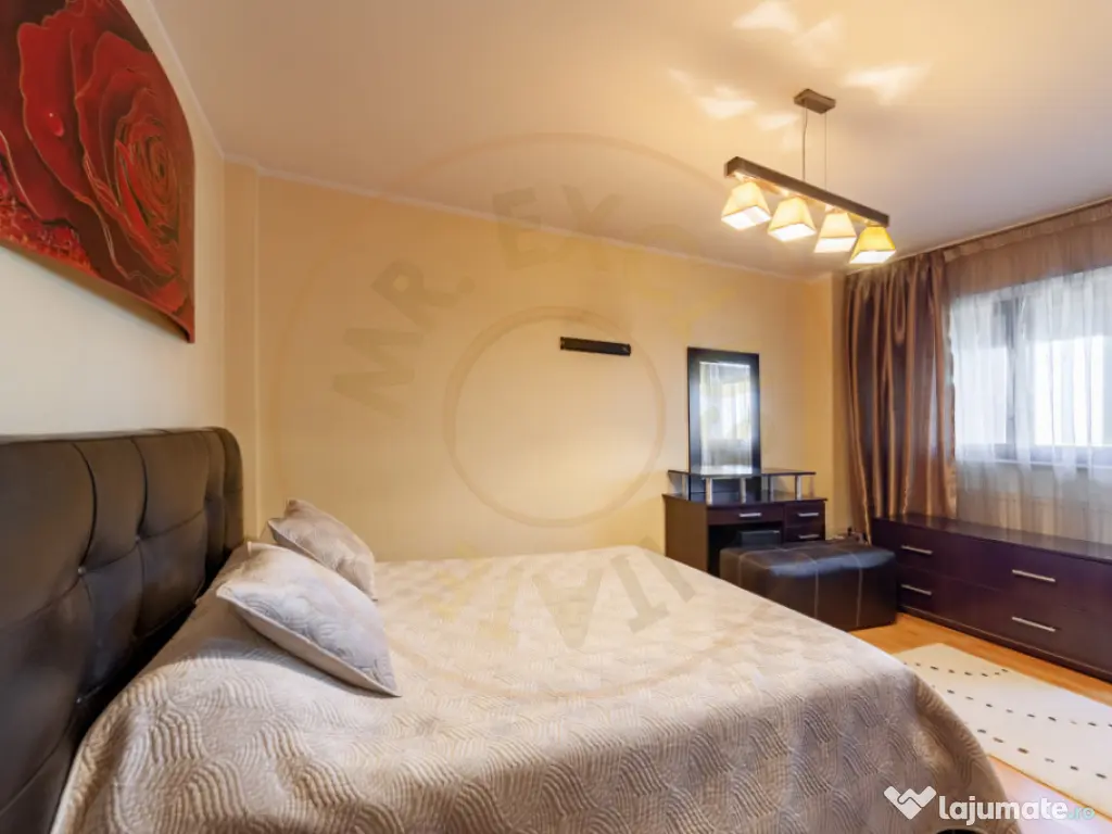 Apartament ultracentral 3 camere IC Bratianu Pitesti