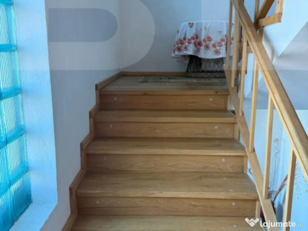 Vila in zona linistita, pe o strada inchisa perfecta pentru