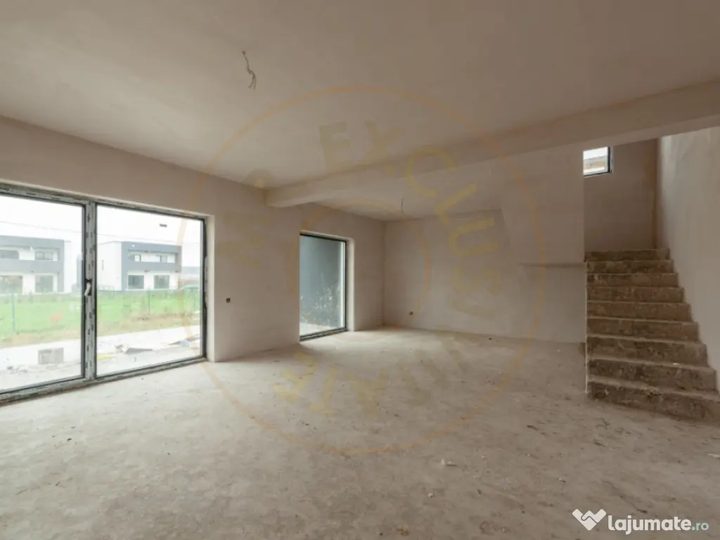 Casă cu 4 camere în Micești la 10 min de Pitesti si 5 min 