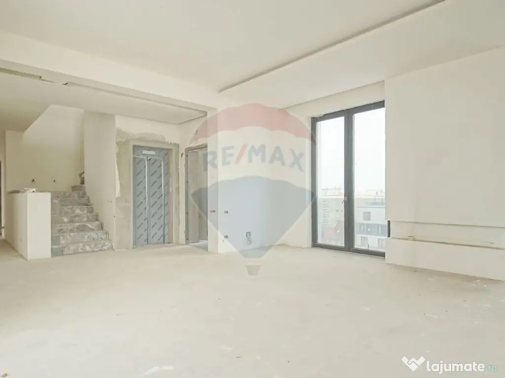 Penthouse de lux cu rooftop și lift privat I Elegant Hou... 