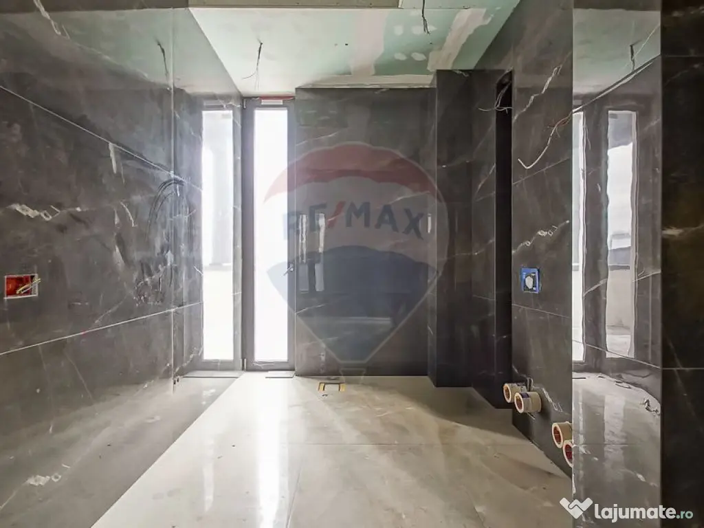 Penthouse de lux cu rooftop și lift privat I Elegant Hou... 