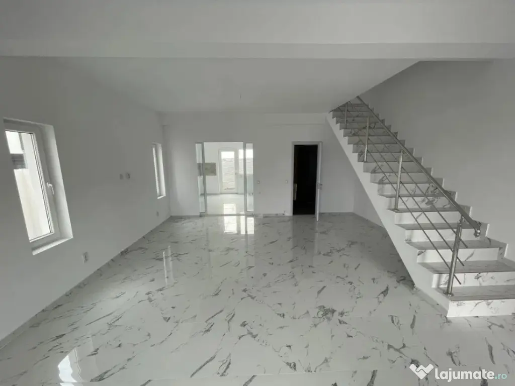 Casa cu 3 camere de vanzare|Locatie foarte buna 