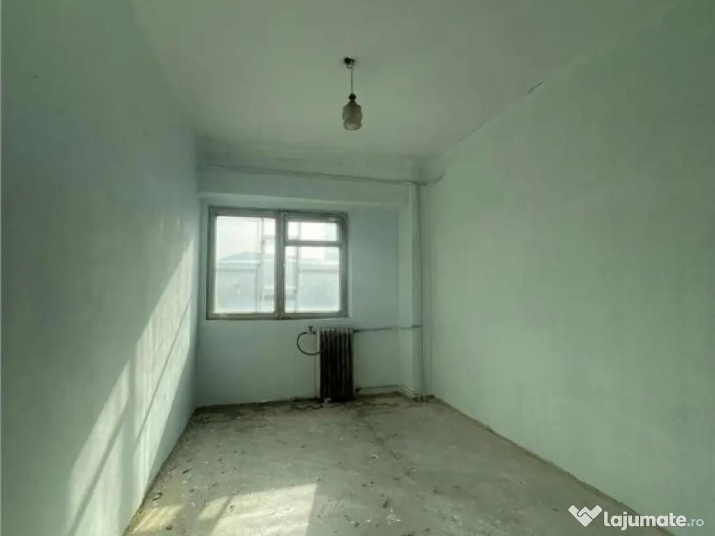 Apartament 3 camere de zona E3 -Tulcea