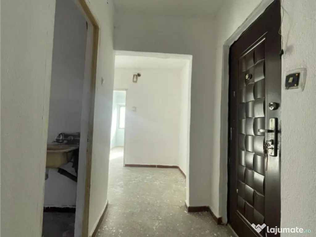 Apartament 3 camere de zona E3 -Tulcea