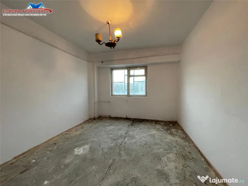 Apartament 3 camere de zona E3 -Tulcea