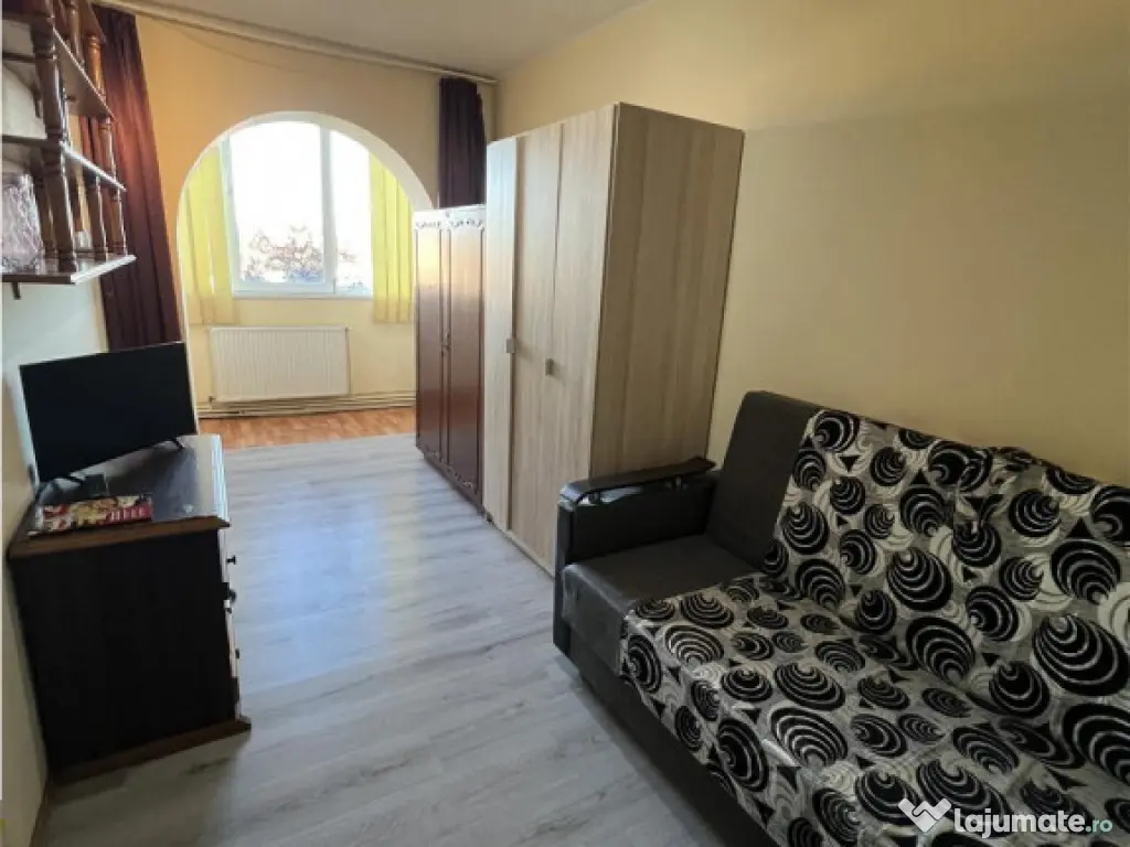 Apartament cu 3 camere la etajul 2 in zona Terezian din Sibi 