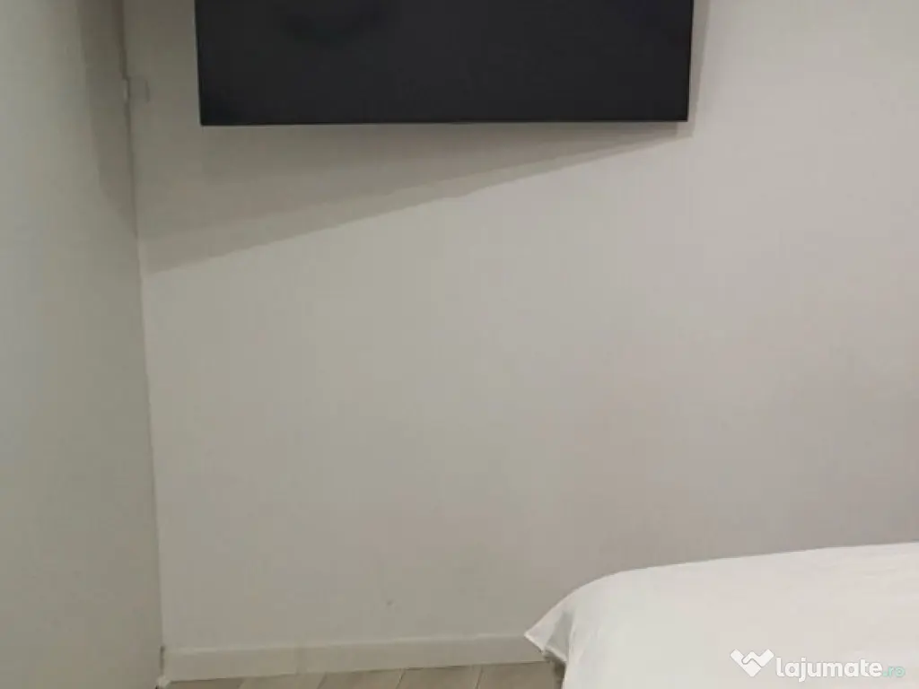 Garsoniera de inchiriat in zona Fundeni