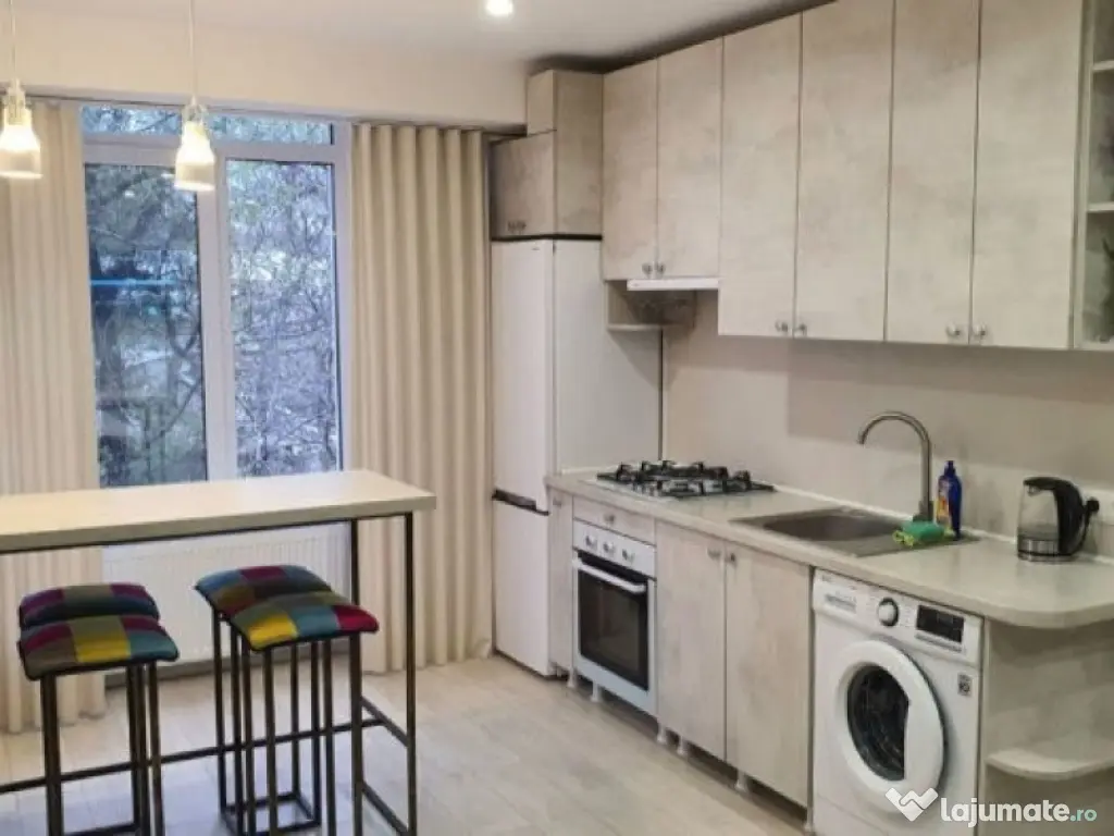 Garsoniera de inchiriat in zona Fundeni