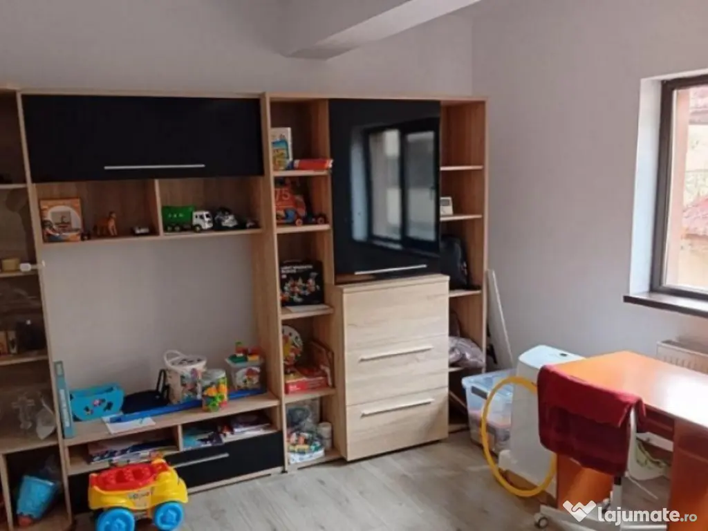 Bagadiru –2 cam, decom, 66 mp, an 2015, LOC DE PARCARE