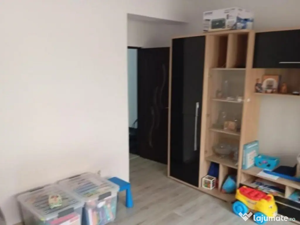 Bagadiru –2 cam, decom, 66 mp, an 2015, LOC DE PARCARE