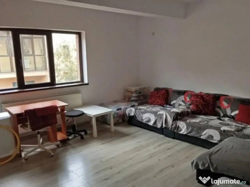 Bagadiru –2 cam, decom, 66 mp, an 2015, LOC DE PARCARE