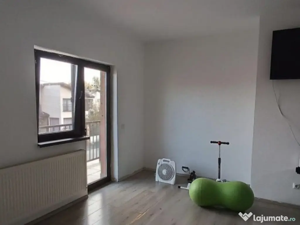 Bagadiru –2 cam, decom, 66 mp, an 2015, LOC DE PARCARE