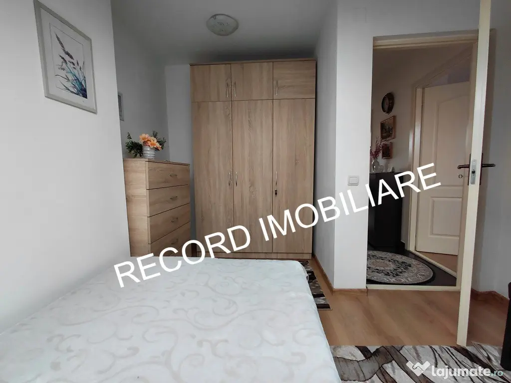 Apartament 2 cam decomandate Str.Florilor Floresti 