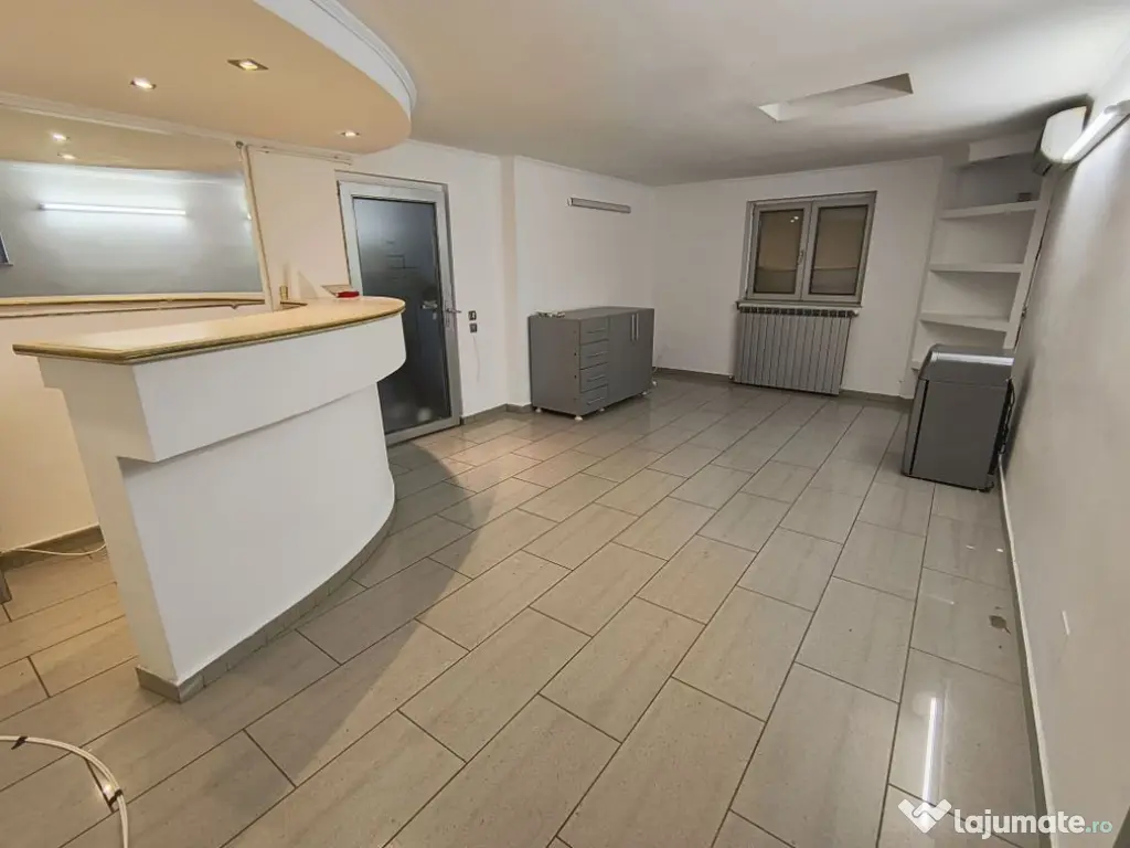 Spatiu birouri Piata Romana- Dacia- Lascar Catargiu adiacent 