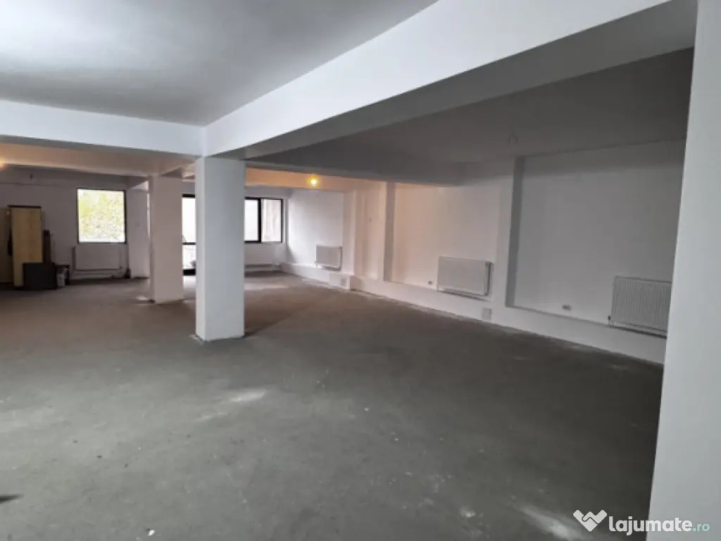 Spatiu comercial de inchiriat, 180 mp, zona Centru