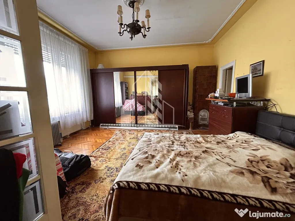 Apartament 3 camere spatios, in zona Ultracentrala cu garaj