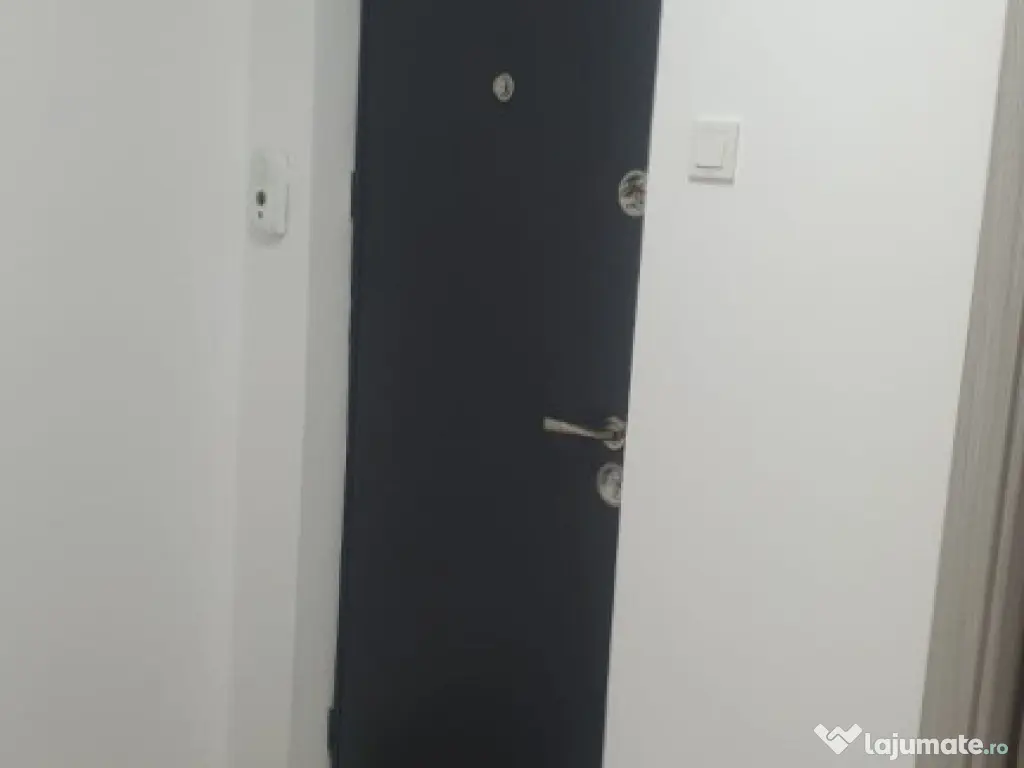 Apartament 2 camere confort 1 decomandat Hipodrom etaj 2 