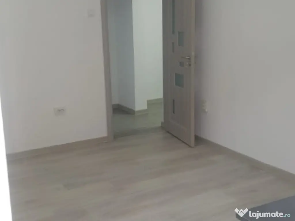 Apartament 2 camere confort 1 decomandat Hipodrom etaj 2 