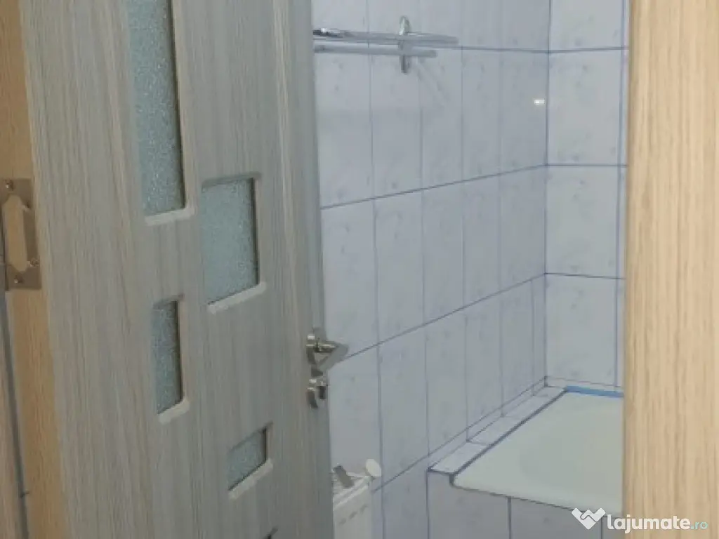 Apartament 2 camere confort 1 decomandat Hipodrom etaj 2 