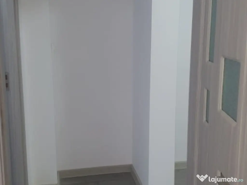 Apartament 2 camere confort 1 decomandat Hipodrom etaj 2 