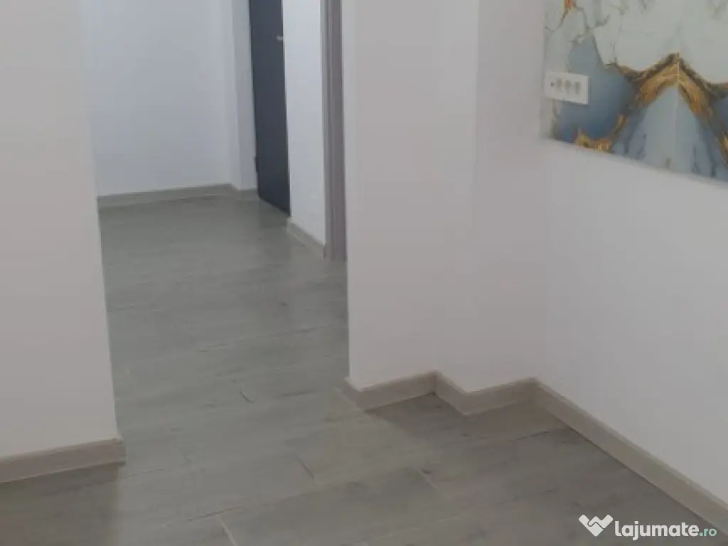 Apartament 2 camere confort 1 decomandat Hipodrom etaj 2 